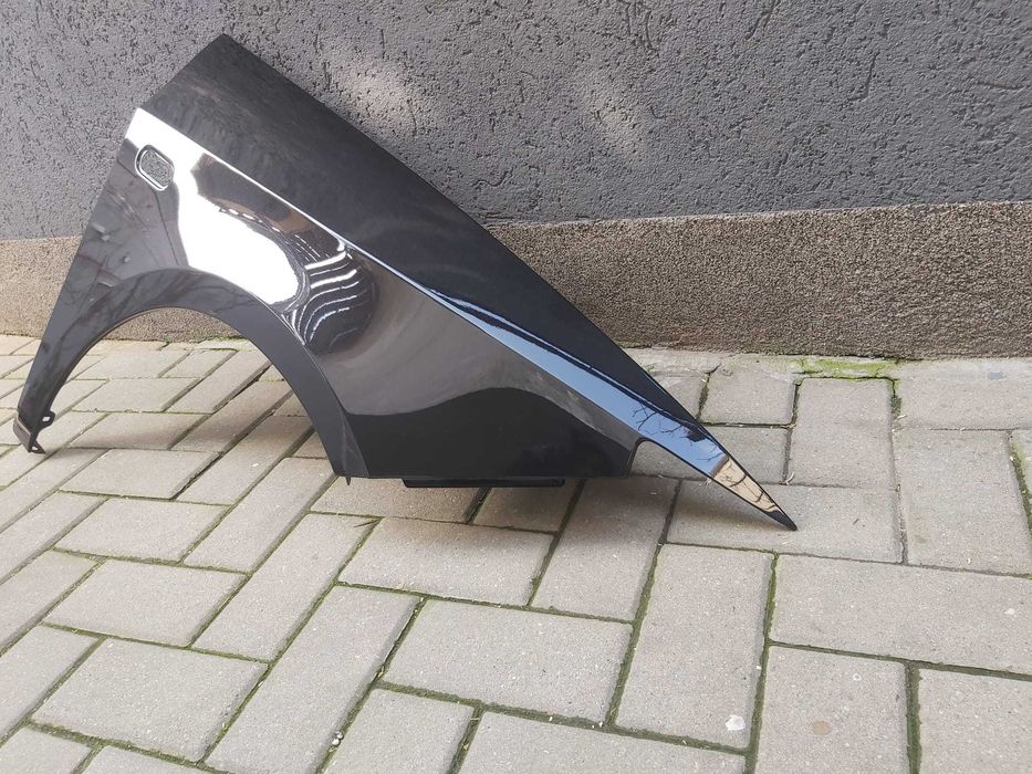Aripa Fata Dreapta Seat Ibiza An 2008-2012 Vopsita Negru