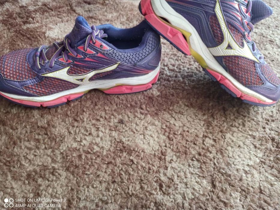 Mizuno-маратонки 38 номер-Виетнам
