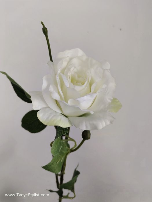 Искусственные розы