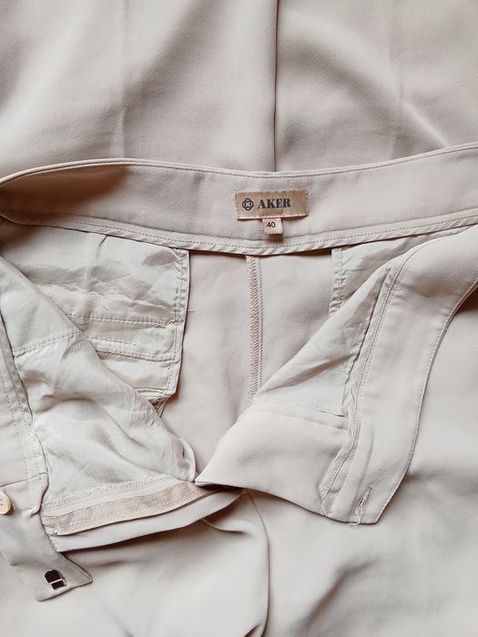 Женские джинсы и брюки