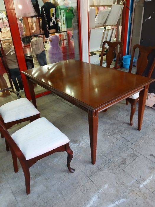 Винтидж комплект маса  и столове