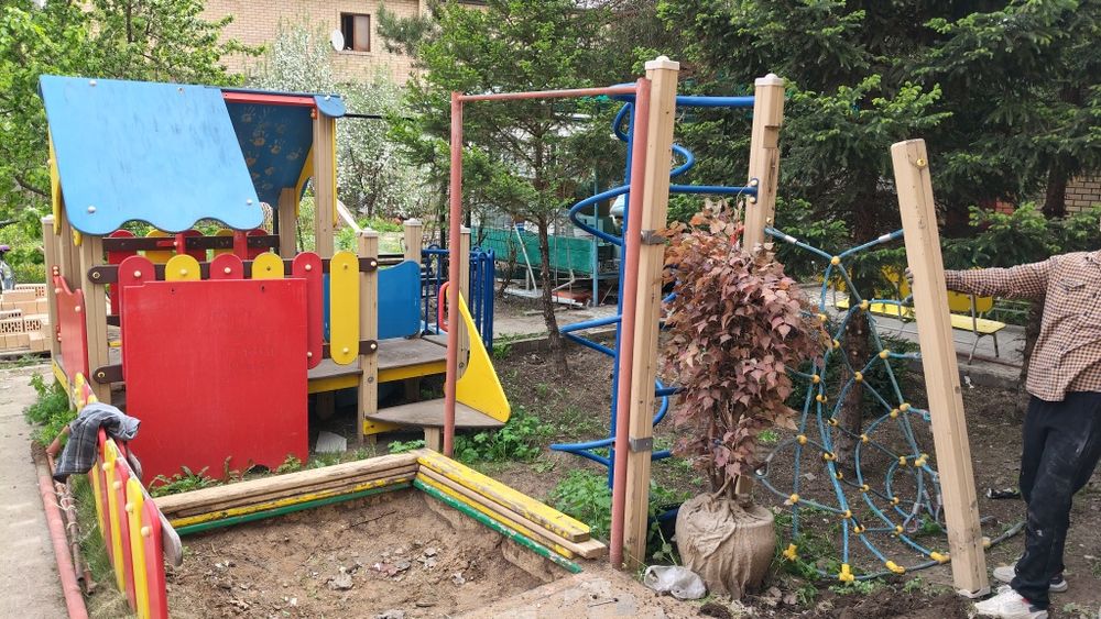 Продам детскую игровую площадку