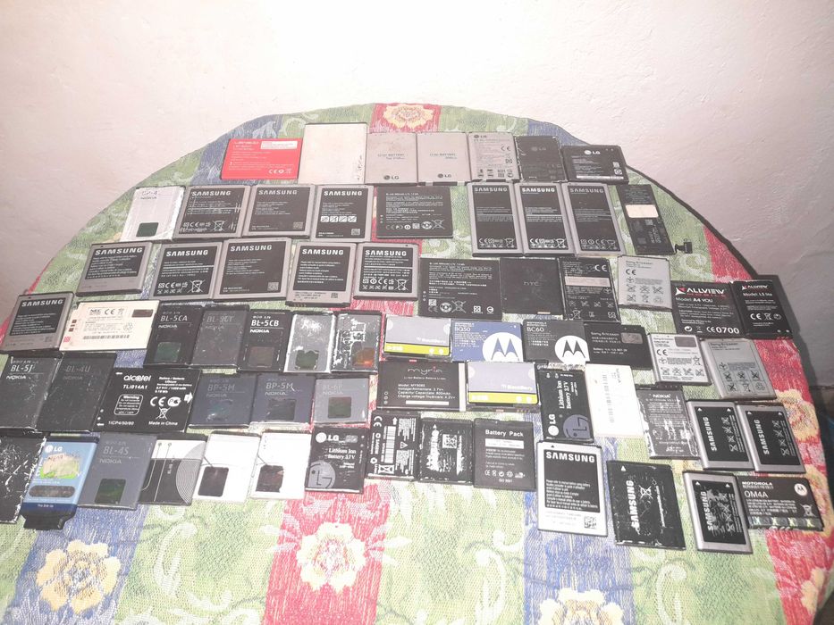 Lot baterii telefoane vechi