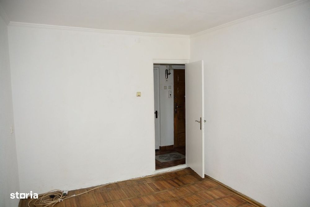 Apartament decomandat în Războieni