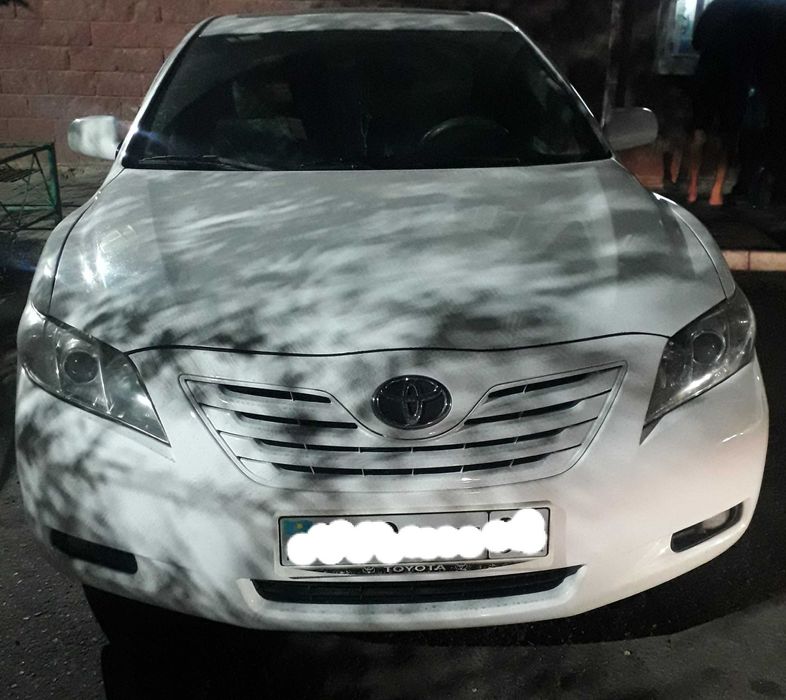 Автомобиль тайота камри 40