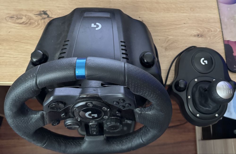 logitech g923 + pedale + schimbator