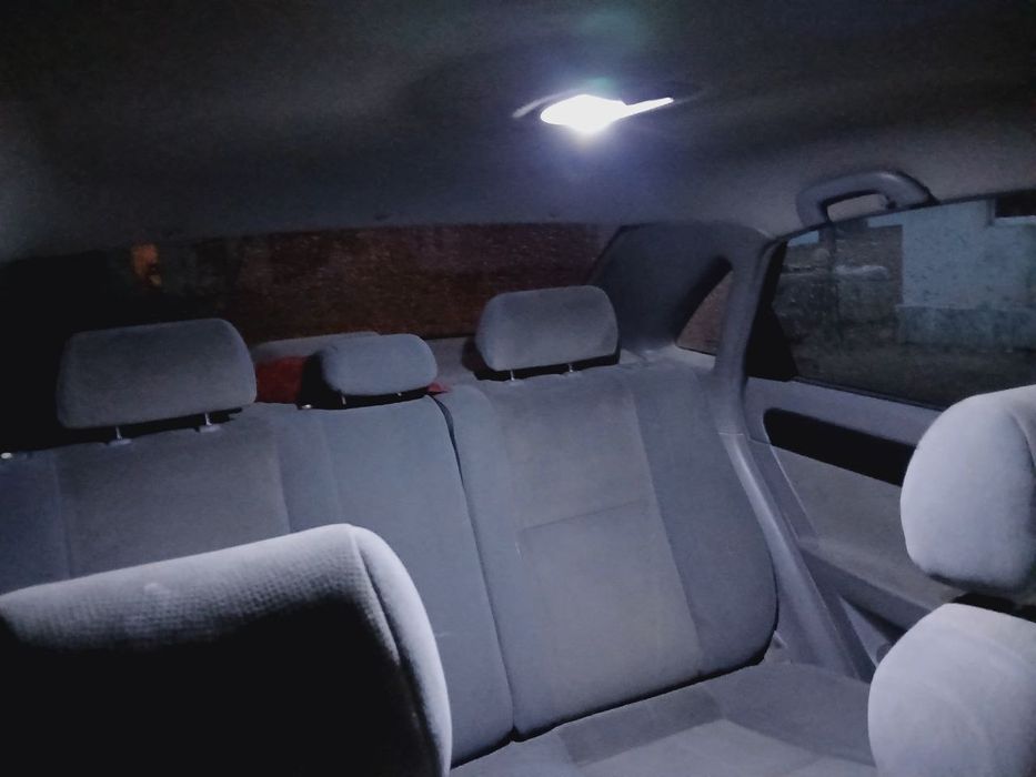 Srochno Chevrolet Lacetti sotiladi 1.8