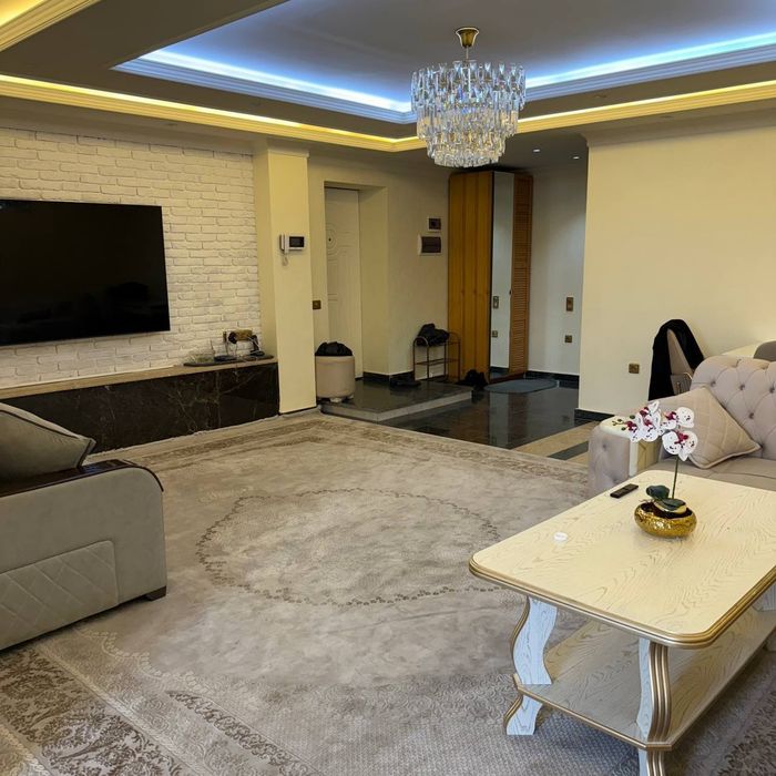 3 ком. Квартира 80 м2 на Ц-1. Ор-р: Street 77