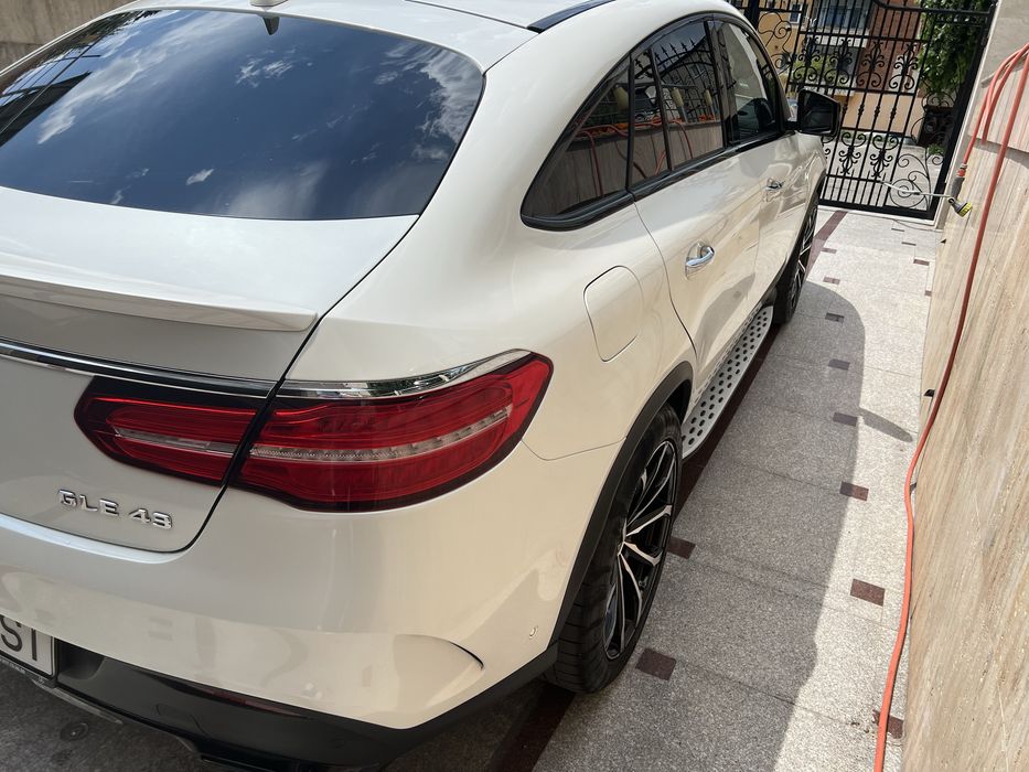 Mercedes-Benz GLE CoupeAMG 43 4MATIC|2018|78.000 km|Alb/PieleNeagrǎ |