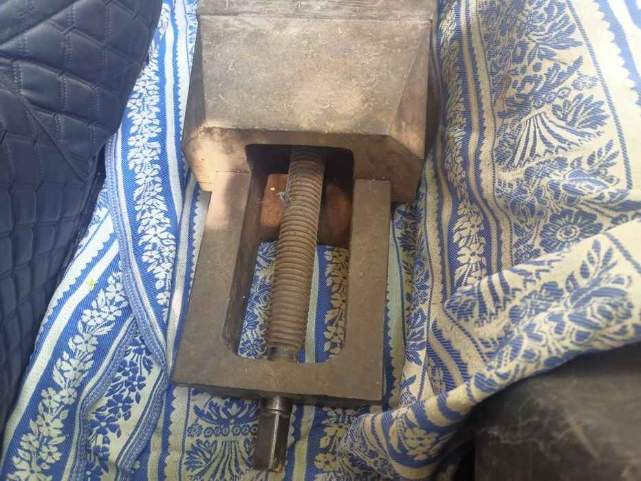 Тиски мощные ссср