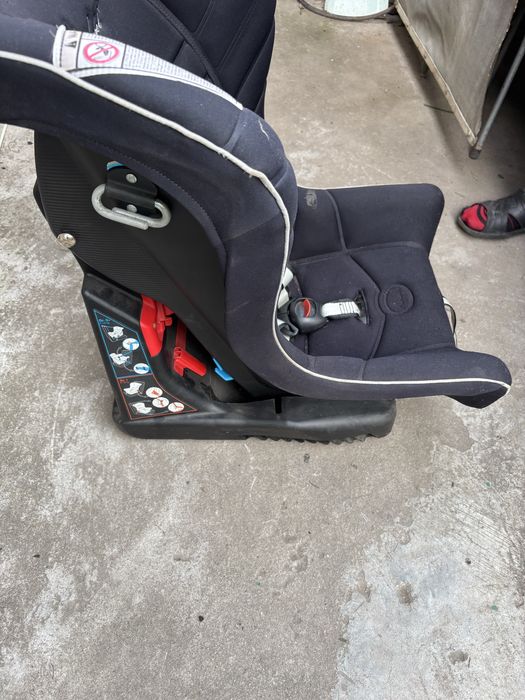 Столче за кола .