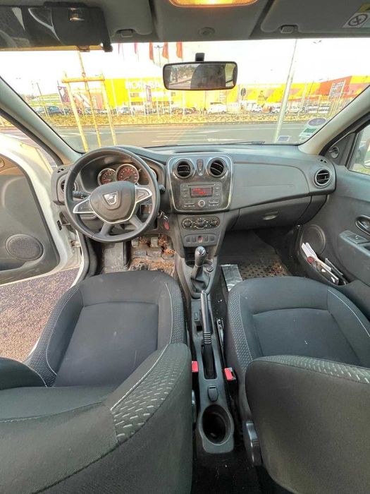 Logan MCV 1.0 benzina 2017 cu 115 000 km