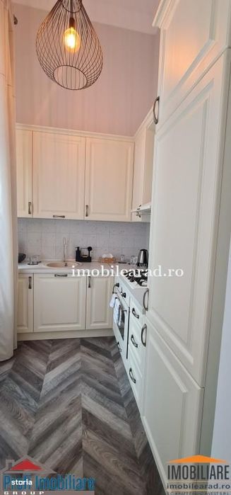 Ap. exclusivist, et.1, km 0 Arad, amenajat cu designer in stil unic