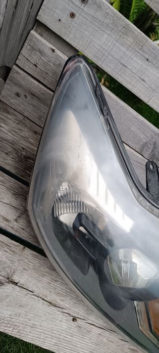 Faruri cu Xenon Ford Focus Mk2 facelift