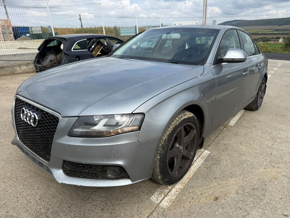 Dezmembrez Audi a4 b8 2009 Argintiu - LY7G 1.8 tfsi CDHB cutie automata LKS