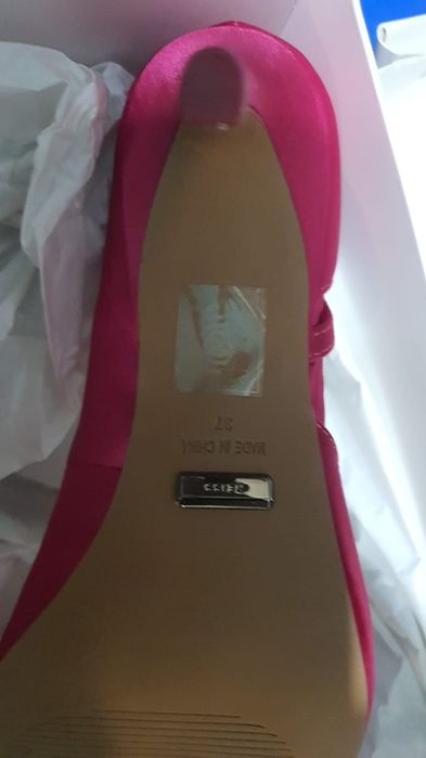 Pantofi dama ocazie Reiss Geneve Pink Satin. Noi mas.37