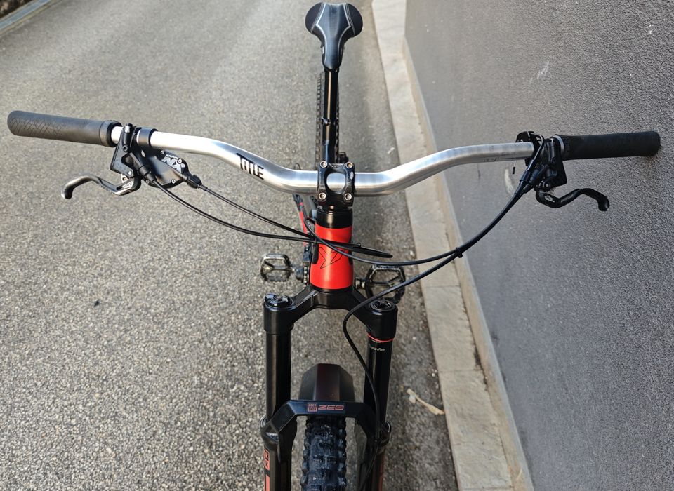 Алуминиев Велосипед 27.5 YT Full Rock Shox Zeb  Sram Eagle 1x12 Magura MT5
