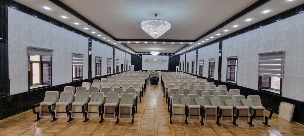 Teatr • Konferensya• Aktf zallar uchun kreslolar
