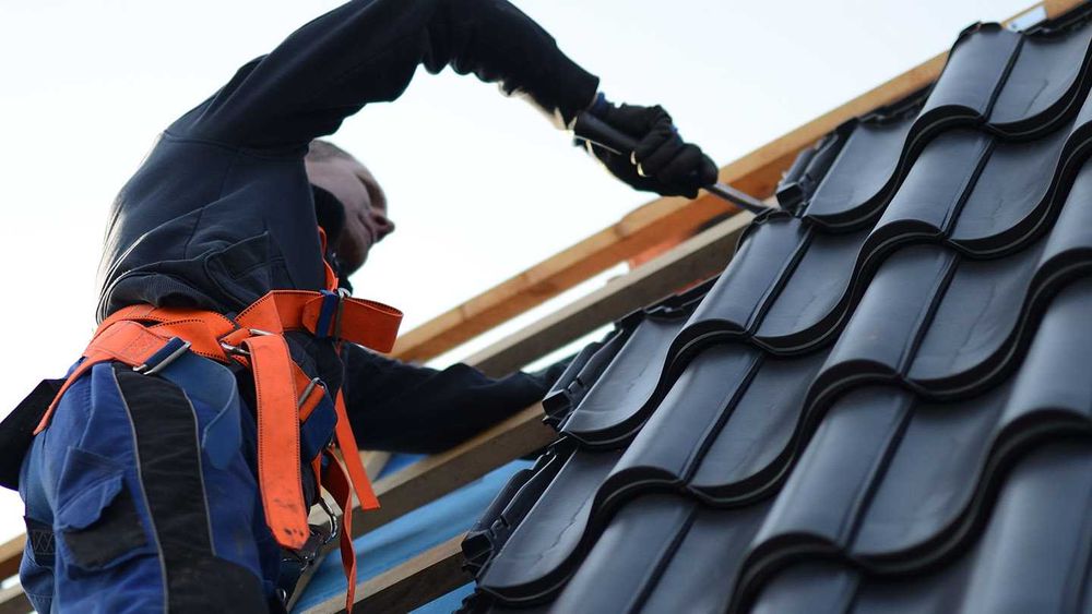 Ai nevoie de un acoperiș nou? Sună-ne azi – Calitate garantată!