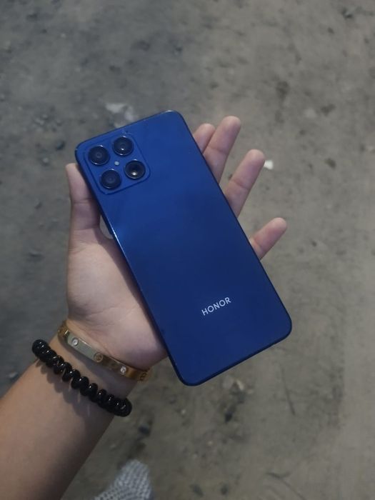 Продам или обменаю Honor 8X