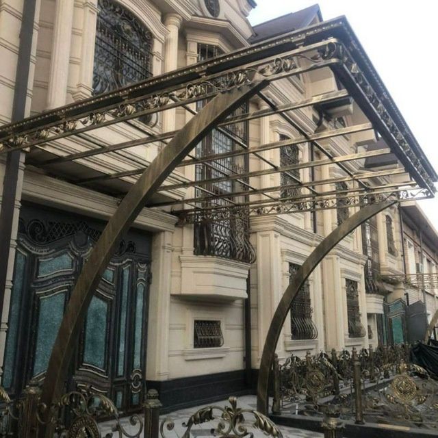 Temir Tapchan kravat Bisetka Skameka Kachella