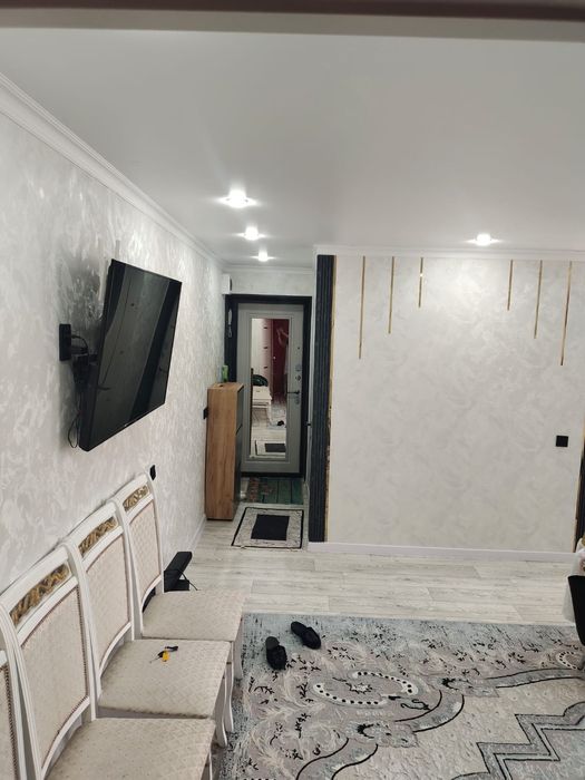 Продам квартиру 2 ком сатпаева 49