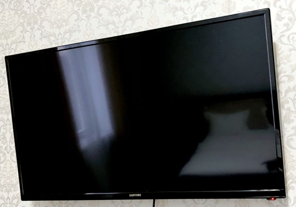 Телевизор Samsung smart TV