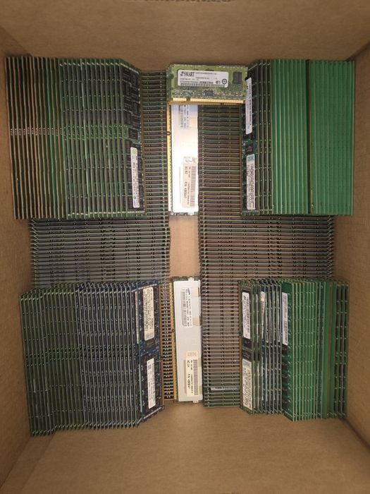 (x275) DDR3/DDR3L ECC Enterprise RAM Memory Lot/Bucati (Adata, IBM, Samsung, Hynix, Micron)