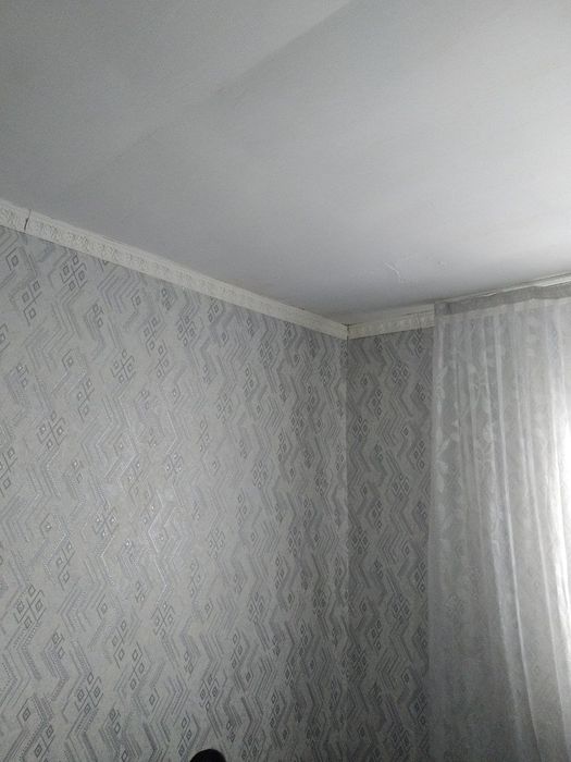 Тош..вилояти.Оккургон туманида ховли сотилади.5хонали ремонти яхши.13с