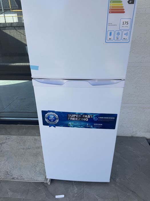 Холодильник абсолютно новый