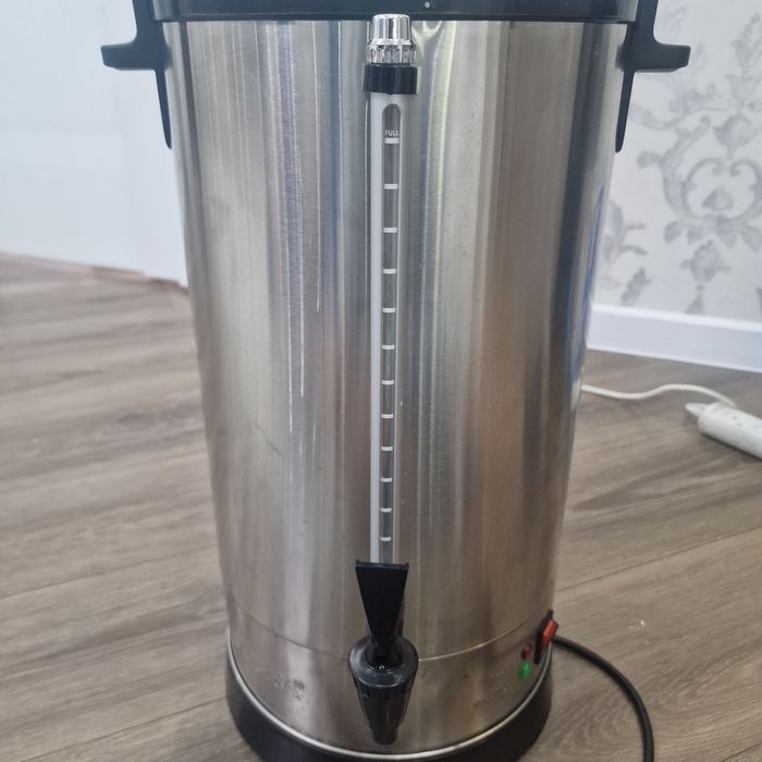 Продам термопот на 20 л