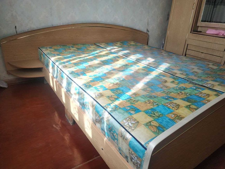 Продаю кровать бу