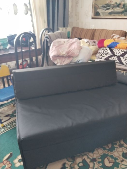 Продам маленькую диванчик