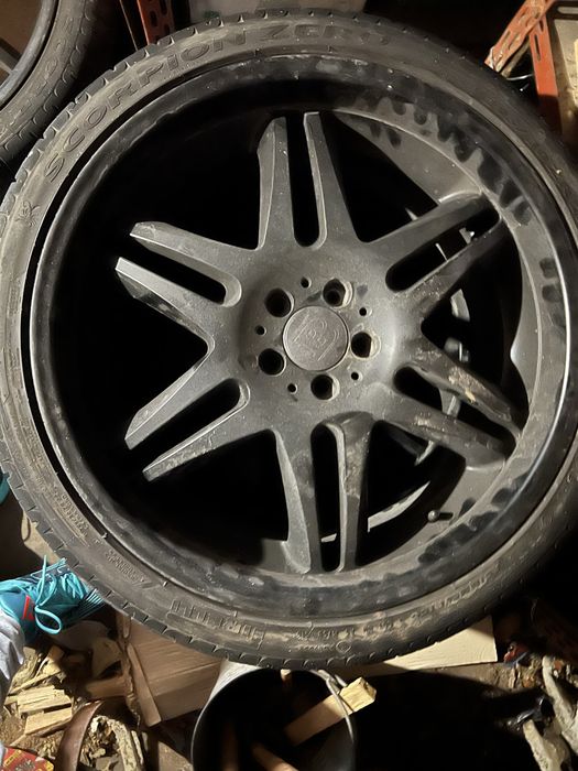 Гуми Pirelli Scorpion 295/30/22