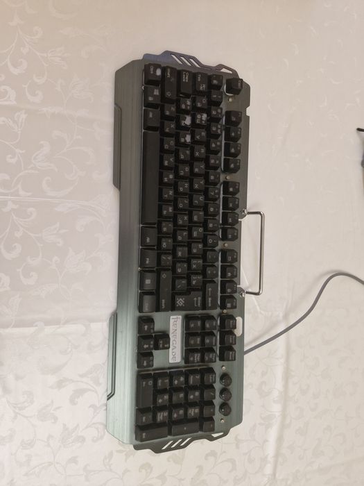 Игровая клавиатура + 2 мышки