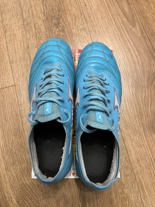 Футболни обувки бутонки Мизуно Mizuno