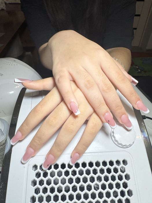 Мастер маникюра