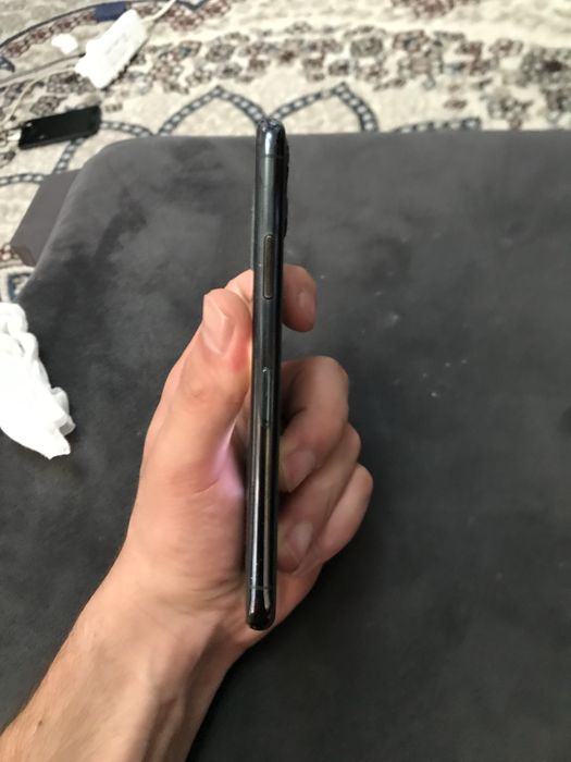 Iphone 11 pro sotiladi !!