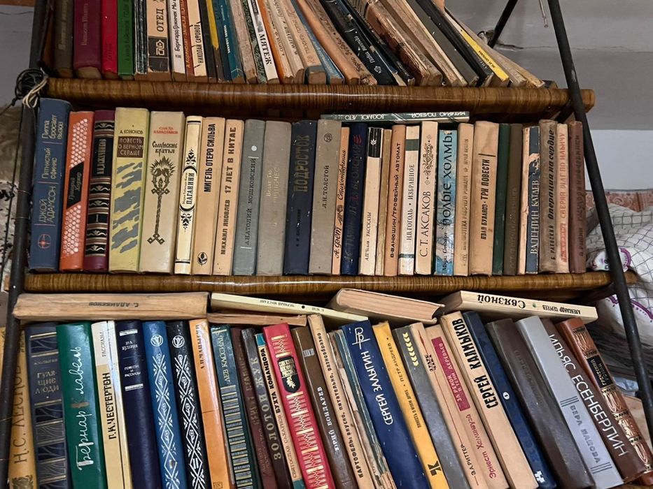 Продам книги разные