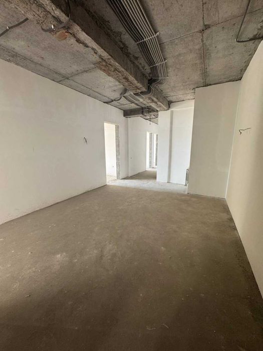 4-комн. в Gabus на 9/9 — 133 м² + кладовка 30 м², коробка, Глинка`