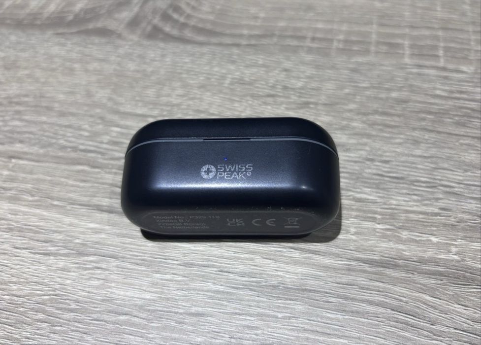 Безбични слушалки Swiss Peak