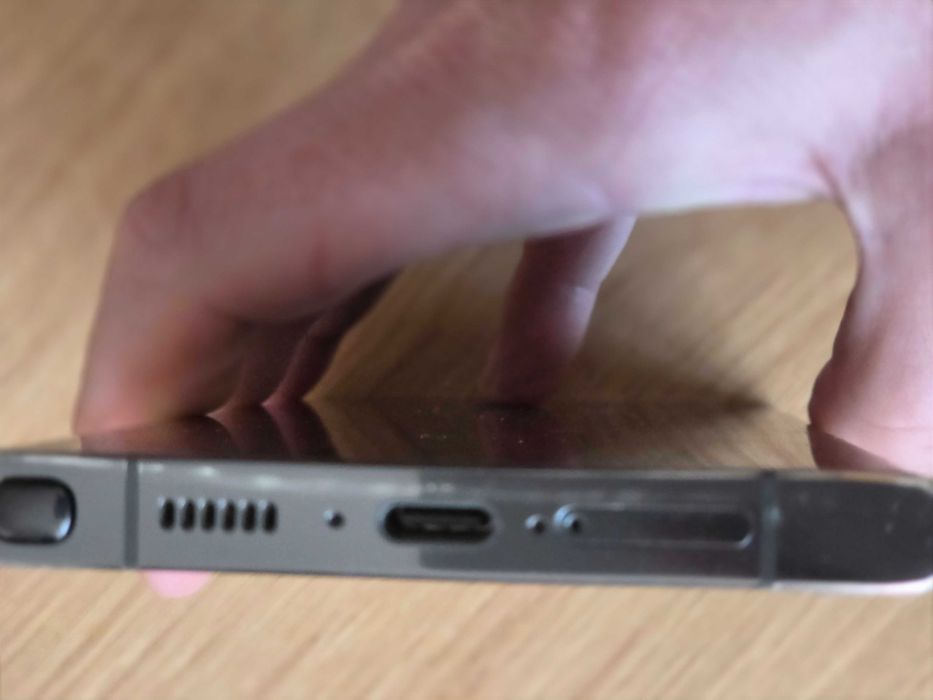 Продавам Samsung Galaxy S23 Ultra