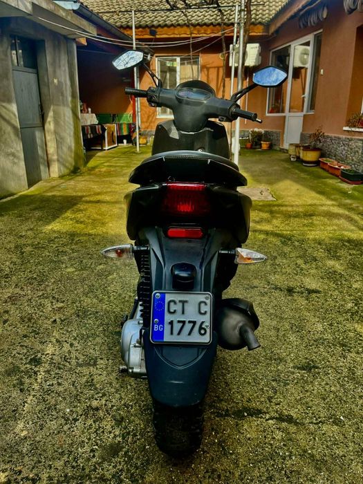 Скутер Пиаджо 50