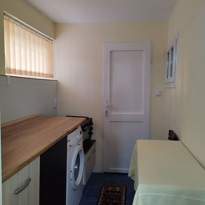 Дава се под наем Офис в Лом - 20 кв.м за 199.41 € - Снимка #9