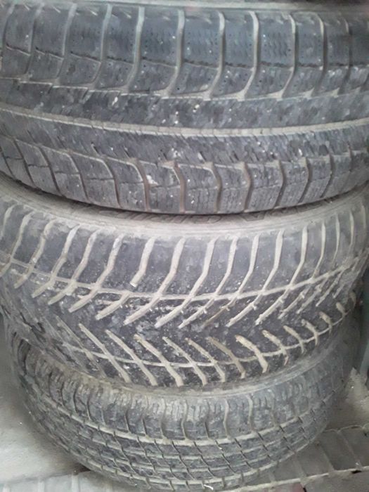 шины автомобильные.по 30000