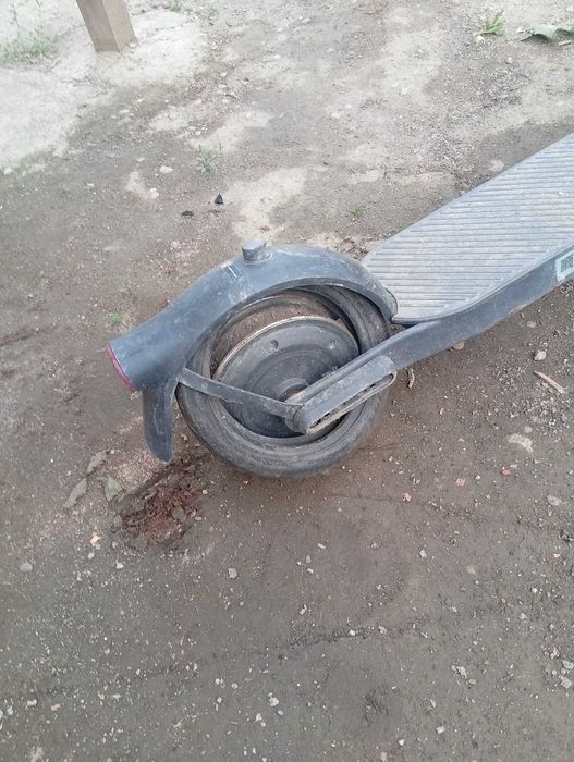 Cand trotineta Xiaomi elite