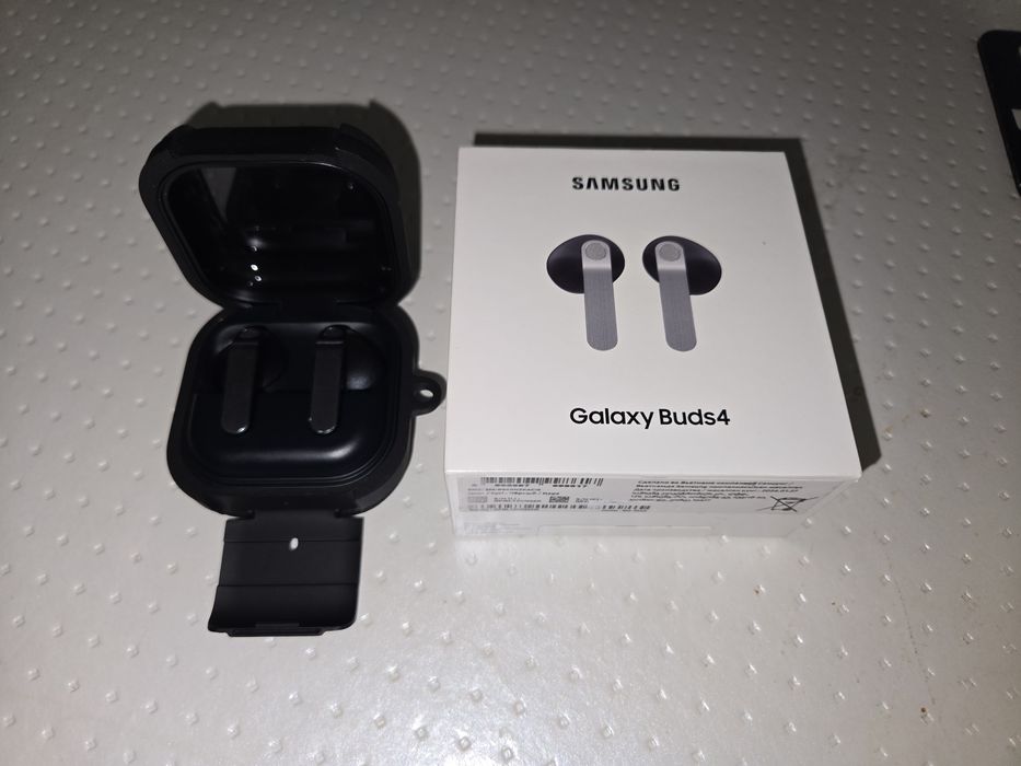 Продаю оригинальные Samsung Galaxy Buds4