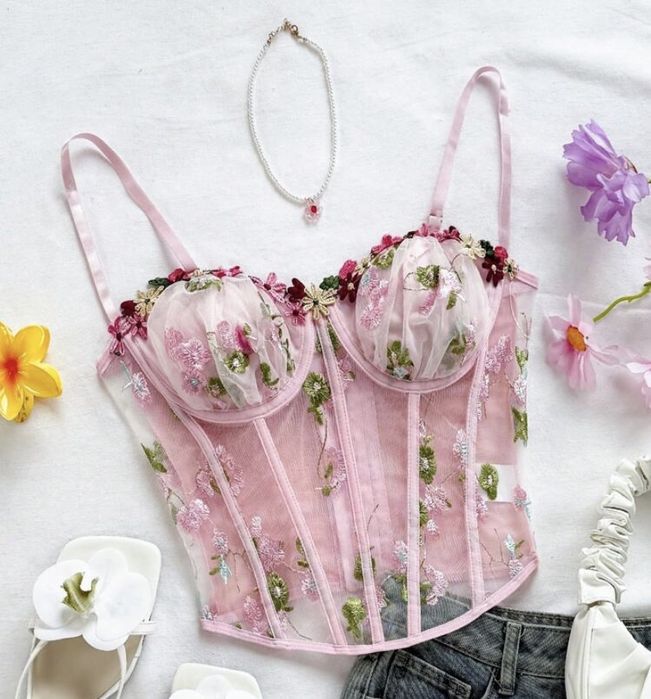 Елегантни корсети