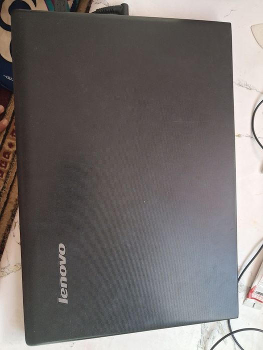 Ноутбук Lenovo продам