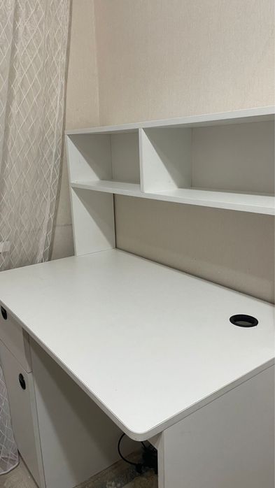 Письменный стол продам